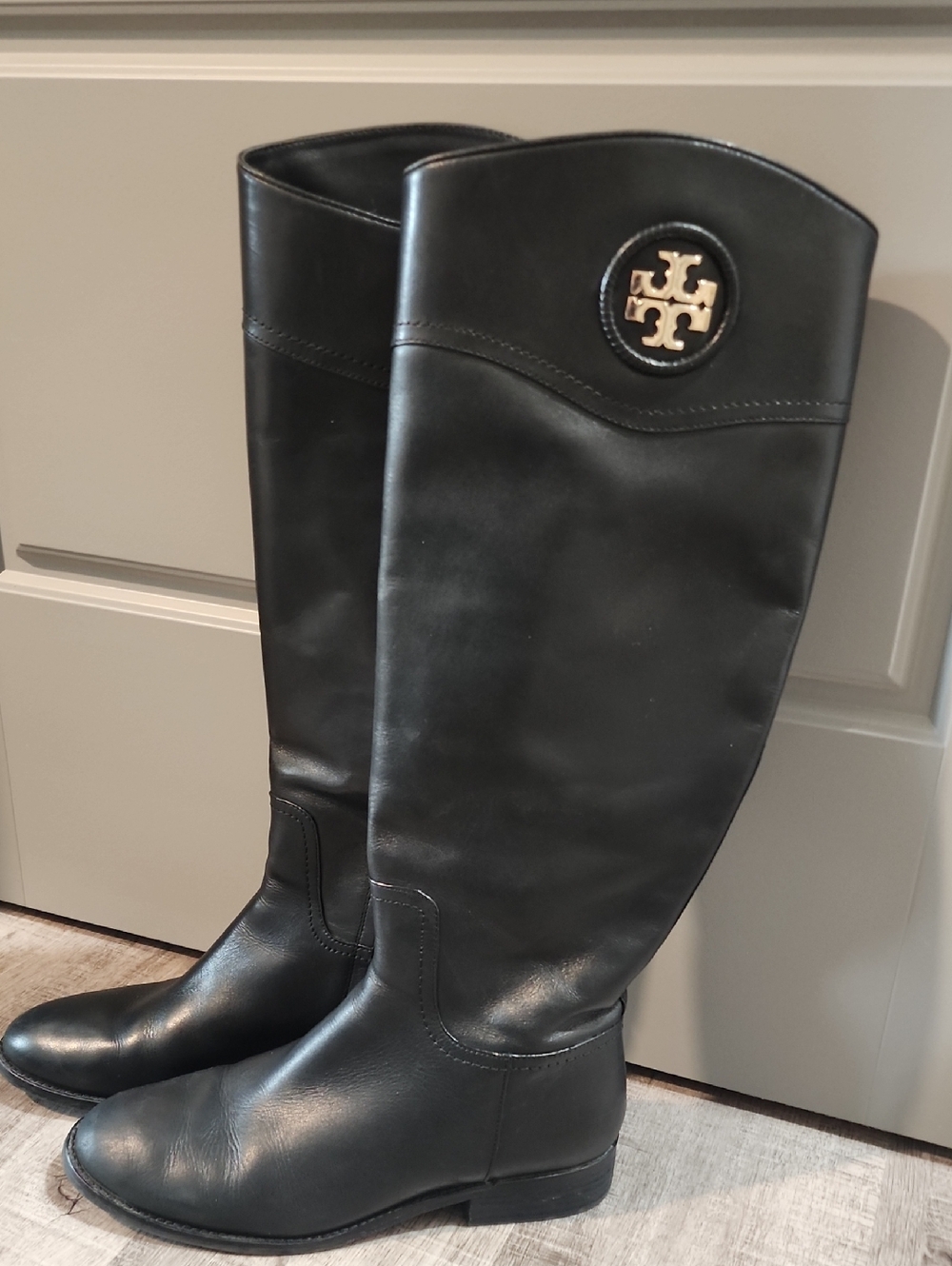 Tory Burch Black Leather Knee-High Boots with Gold Logo Medallion Size 8M